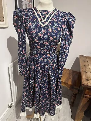 VINTAGE 80’s BLUE BOHI FLORAL ROMANTIC NEW WAVE LACE TRIM TEA DRESS UK 8 SMALL • £18.99