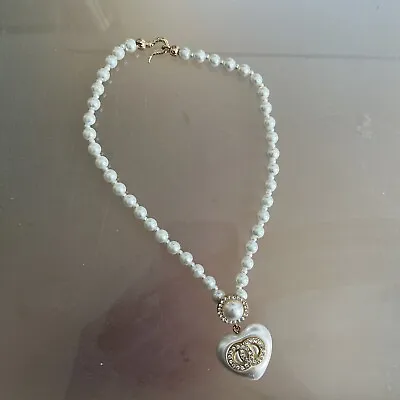 Pearl Heart Necklace Costume Jewellery  • £3