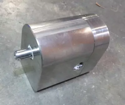 $67.50 • Buy SS Hydraulic Gear Pump Motor (161-D4)