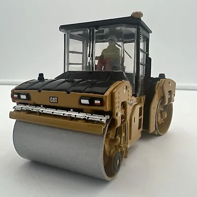 CAT CB-13 Tandem Vibratory Roller W/ Cab 1:50 Model Diecast Masters #85595 - NEW • $49.50