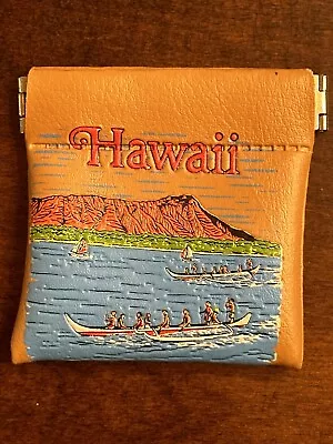 Vintage HAWAII SOUVENIR Squeeze Change Coin Purse Outrigger & Sailboats EUC • $11.99