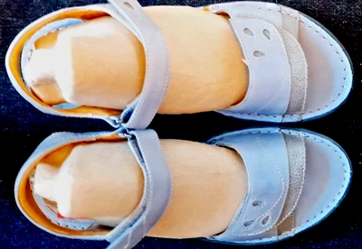 £17 • Buy Clarks Denim Blue Leather Sandal, Small Wedge, 6, New.