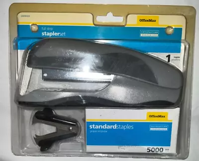 OfficeMax Full Strip Stapler Set Standard Staples Puller Black Silver L7 • $15.75