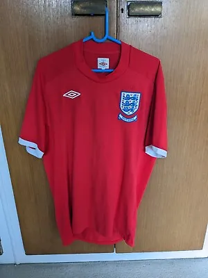 £24.99 • Buy England 2010-11 Original Away Football Shirt 'South Africa' Umbro Size 44 Red