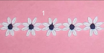 Venise Daisy Chain Lace Trim 1/2  - 1  Navy Cream 31X Buy 3 Trims Get 1-FREE • $7.95