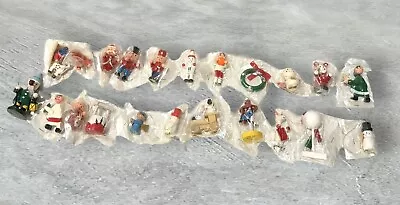 Vintage Lot Of 22 Wooden Mini Christmas Tree Ornaments Hand Painted • $30