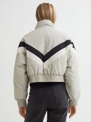 H&M Cropped Puffer Jacket Women’s • $10