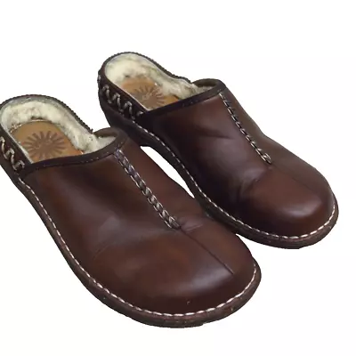 UGG Womens Brown Leather Sherpa Lined Slip On Clog Shoes Size 6 • $35