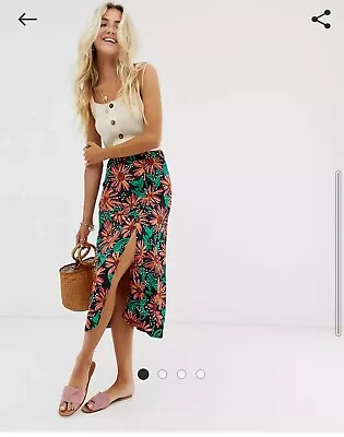 £2.99 • Buy ASOS Wednesdays Girl Midi Skirt In Tropical Flower Print Size S