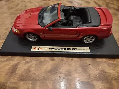 Maisto Special Edition 1999 Mustang GT Convertible 1:18 Scale Diecast Car Red • $19.99