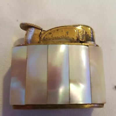 Vintage MOP Mother Of Pearl Evans Cigarette Lighter • $24.99