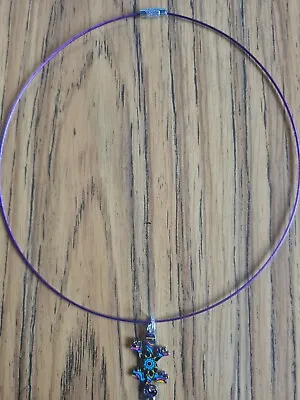 Colourful Blue & Pink Newt Charm Pendant Memory Wire Choker Necklace.Purple Wire • £5