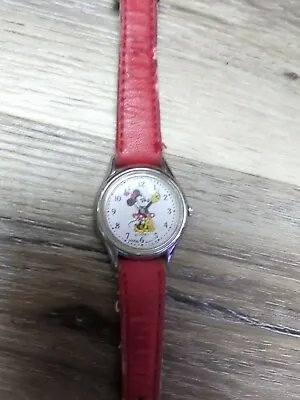 Vintage Lorus Minnie Mouse Watch  • $9.99