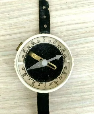 Vintage Ussr Soviet Russian Army Tourist Wrist Compass Adrianov Hand  Leather • $15.99