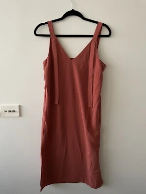 $20 • Buy ASOS Dress Size: 8Colour: Coral