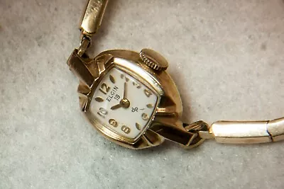 Vintage Lady Elgin 19 Jewel Petite Women's Wristwatch Working Condition • $50