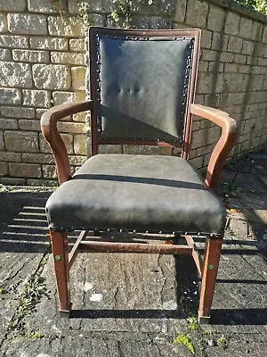 £55 • Buy Lovely Vintage  Throne Carver Chair Use Or Reupholster
