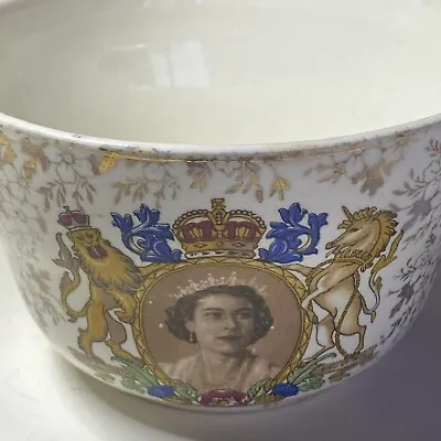 Midwinter Queen Elizabeth 2- Coronation Sugar Bowl • £12.50