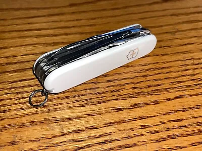 New Victorinox Swiss Army 91mm Knife  DELUXE TINKER WHITE  1.4723.7 • $65