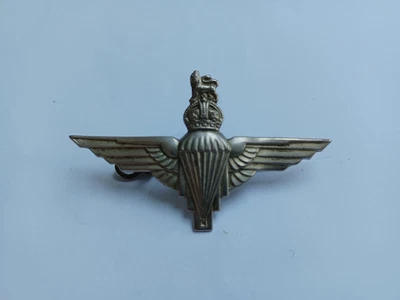 £45 • Buy Ww2 British Paratrooper Cap Badge