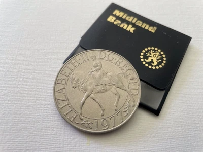 £3.99 • Buy 1977 Queen Elizabeth II Silver Jubilee Commemorative Coin