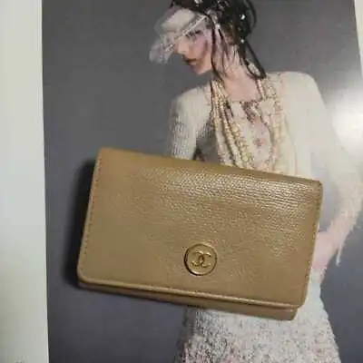 $120 • Buy Authentic Chanel Key Holder Case Beige Leather Coco Button