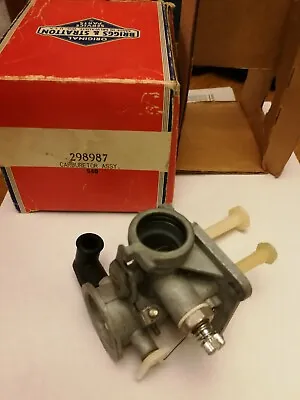 298987 Carburettor Briggs And Stratton New Old Stock  • £29.95