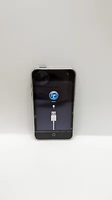 Apple IPod Touch 2nd Generation - Black - 32GB + Charger Cable • $50