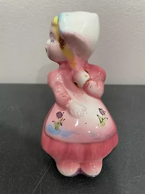 Kissing Dutch Girl SALT PEPPER SHAKER Japan VINTAGE Bench Sitter PORCELAIN Pink • $6.99