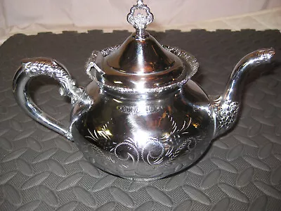 ATQ. (1898-1924)Van Bergh S.P. Co. Rochester N. Y.Quadruple Plate Teapot #468 • $129.99