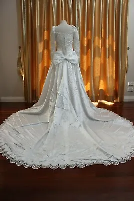 $99 • Buy Famory Wedding Dress #9282 Size 10, 14 White