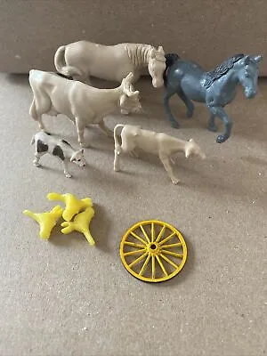 Marx Farm Play Set Animals Sitting Birds Cow Horses Wagon Wheel Calf • $17.50