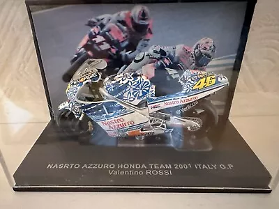 Replica Motorbike Model - Valentino Rossi HONDA NASTRO AZZURO 2001 Italy - B124 • £15