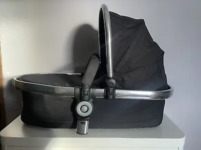 ICandy Peach  Lower / Twin Carrycot Black Magic • £89.99