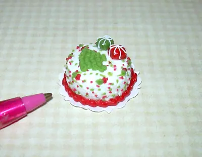 Miniature TS Christmas Confetti Cake-Tree And Gifts 1 1/8  Diam. DOLLHOUSE 1:12 • $5.49