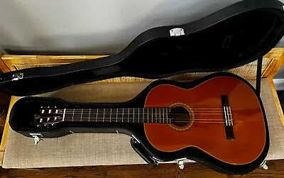 Takamine C132S Classical Accoustic Guitar With Hard Case • $499.99