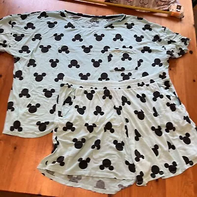 Disney For Costco Green Mickey Mouse Shorts Pajama Set Size Large • $3.99