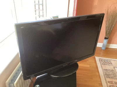 £85 • Buy Panasonic Viera 42 Inch LCD TV TX-L42U2B In Very Good Working Condition
