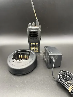 Motorola HT750 AAH25RDC9AA3AN UHF R1 Portable Radio BLACK • $40.96