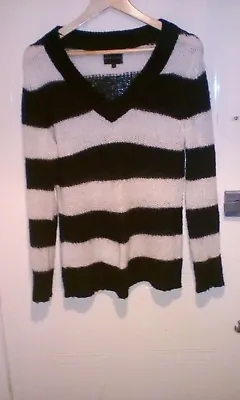 Womens Miss Fiori Jumper Black And Cream Size 12 Long Sleeves 40 Inch Chest V Ne • £20