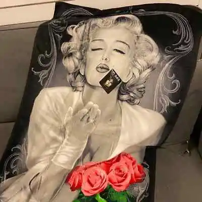 Marilyn Monroe Pretty In Pink Red Rose Movie Beach / Bath Towel NEW • $17.99