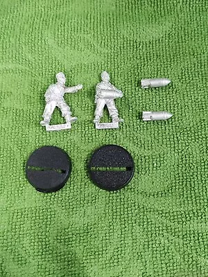 $44.99 • Buy Warhammer 40k Imperial Guard Basilisk Artillery Crew And Shells Astra Militarum