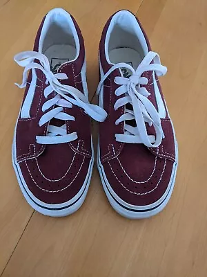 Vans SK8 Low Top Burgundy Suede - Women’s Sz 6.5 / Men’s Sz 5 • $20