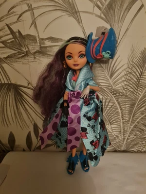 £10.50 • Buy Ever After High MADELINE HATTER Way Too Wonderland - Read In Full