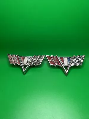 1964 1967 Chevrolet V8 Emblem OEM Impala Chevelle Corvette Cross Flags 3840318 • $35