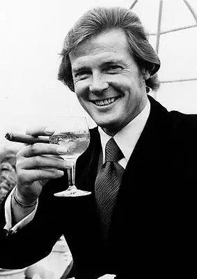 ROGER MOORE DRY MARTINI POSTER James Bond Wall Art Photo Print Poster A4 A3   • £8.97