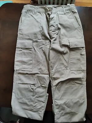 Army Fatigue Beige Pants Cargo • $25
