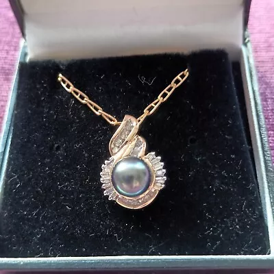 14ct  Yellow Gold Diamond And Pearl Pendant Necklace • £180