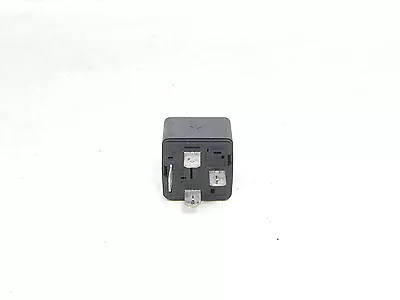 Škoda Felicia Relay Trnasmitter Relay Current Universal 6u0906061a 443811445111 • $10.67