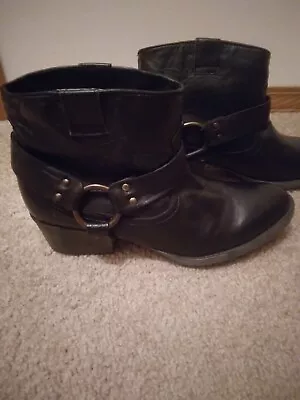 Womens Matisse Soft Leather Boots • $22